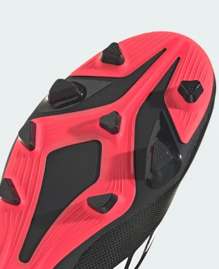 Adidas Kopačke Predator Club FG/MG - Image 7